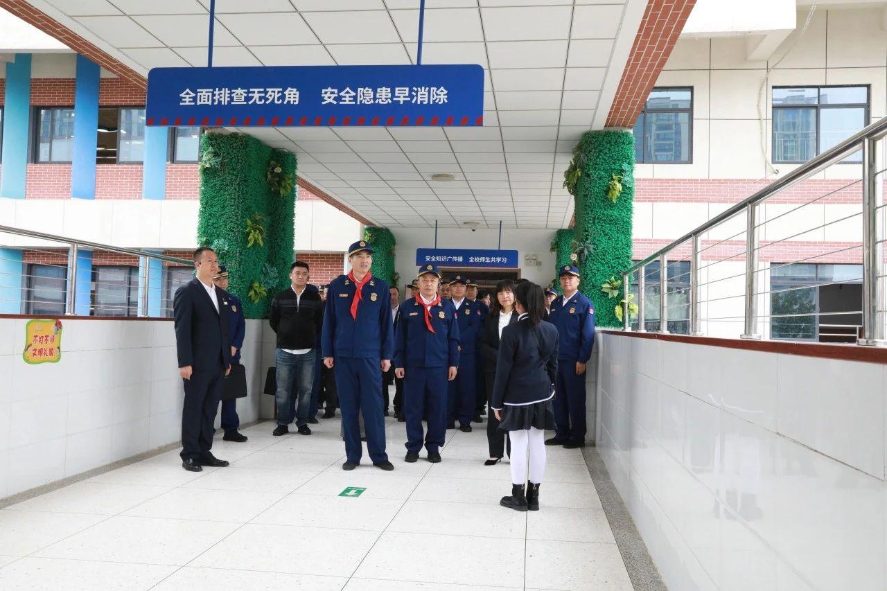 觀摩現(xiàn)場.jpg