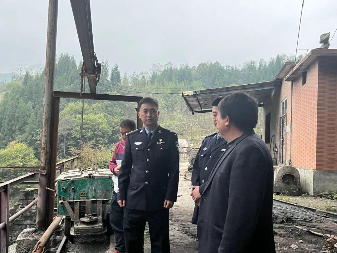走訪取證.jpg