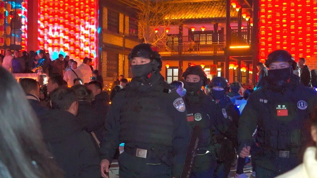 圖1 提高街面見警率，震懾違法犯罪?！餍惴志止﹫D.jpg