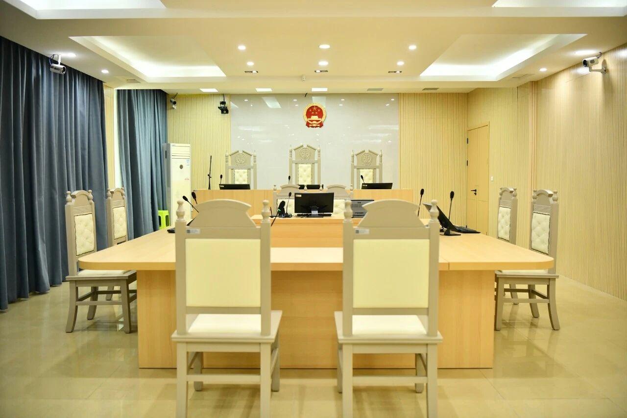 圖2 U型法庭.jpg